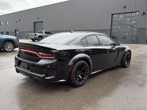 Used 2022 Dodge Charger SRT Hellcat RWD image 3