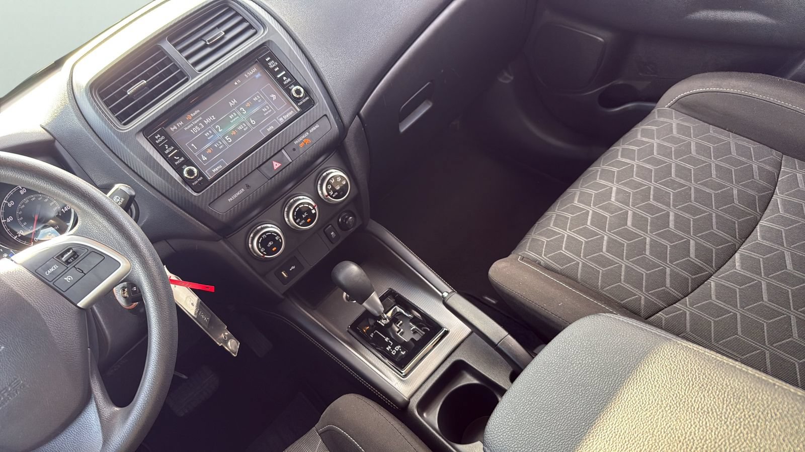 Used 2023 Mitsubishi Outlander Sport SE AWD/4WD image 20