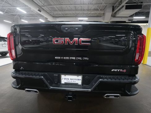 Certified 2025 GMC Sierra 1500 AT4 w/ AT4 Premium Package AWD/4WD image 25