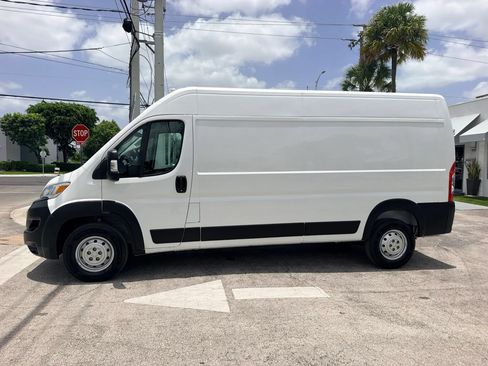 Used 2023 RAM ProMaster 2500 FWD image 4