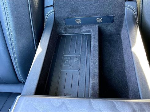 Used 2024 Audi A6 Premium Plus image 16