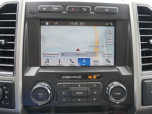 Used 2019 Ford F350 Lariat w/ Lariat Ultimate Package AWD/4WD image 10