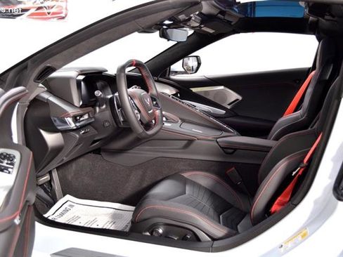 Used 2024 Chevrolet Corvette Stingray Premium Cpe w/ 3LT image 12