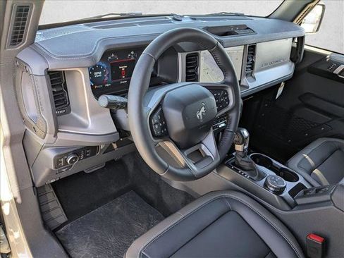 New 2025 Ford Bronco Outer Banks image 3