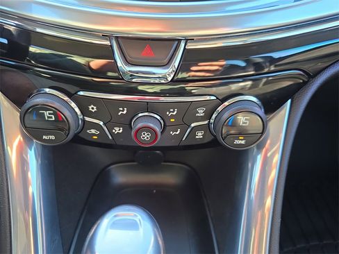 Used 2016 Chevrolet SS image 30