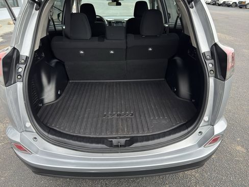 Used 2018 Toyota RAV4 LE w/ All Weather Liner Package image 21