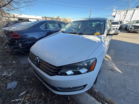 Used 2014 Volkswagen Passat TDI SEL Premium image 1