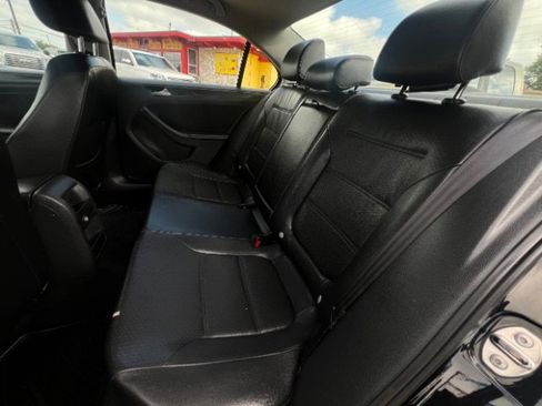 Used 2014 Volkswagen Jetta SE FWD image 11