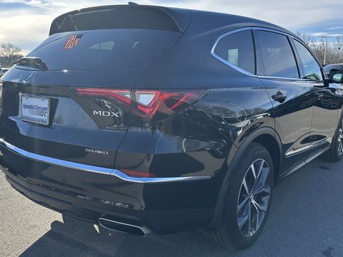 Used 2023 Acura MDX SH-AWD w/ Technology Package image 10