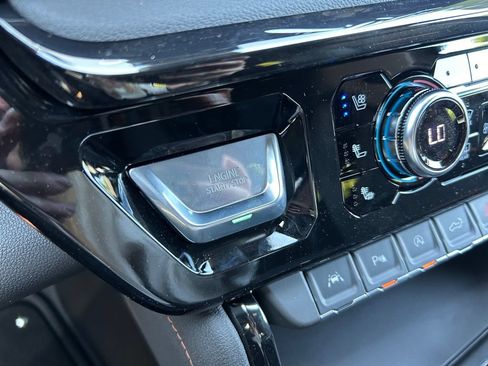 New 2026 GMC Sierra 1500 AT4 w/ AT4 Premium Package AWD/4WD image 36