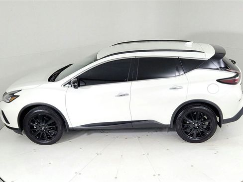 Certified 2024 Nissan Murano SV w/ SV Midnight Edition Package image 39