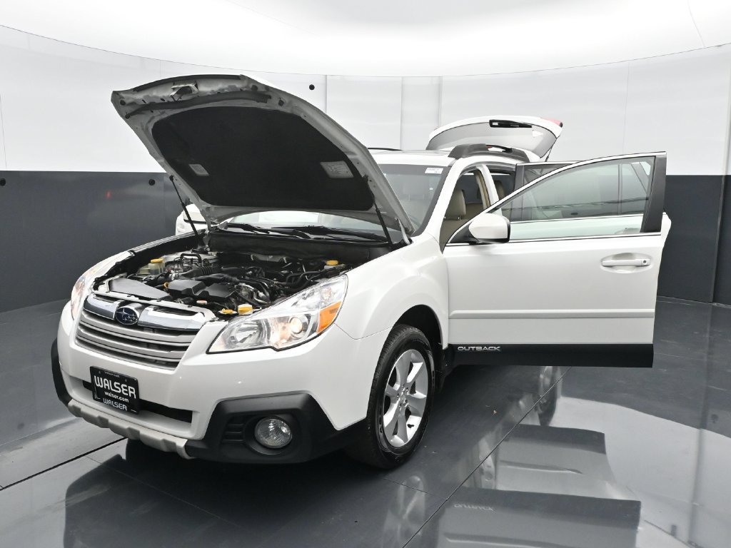 Used 2013 Subaru Outback 2.5i Limited AWD/4WD image 36