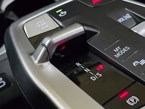 Used 2025 BMW X2 xDrive28i w/ Technology Package image 38