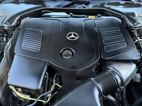 Used 2025 Mercedes-Benz CLE 300 4MATIC Coupe image 41