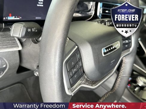 Used 2022 Jeep Wagoneer Series II w/ Premium Group I AWD/4WD image 22