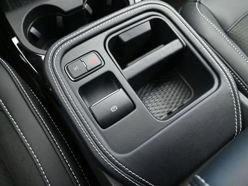 Certified 2025 Ford Mustang Mach-E GT AWD/4WD image 19