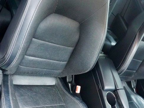 Used 2011 Mercedes-Benz E 550 Cabriolet image 8