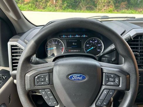 Used 2019 Ford F250 XLT w/ XLT Value Package AWD/4WD image 17
