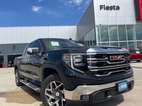 Used 2024 GMC Sierra 1500 SLT AWD/4WD image 1