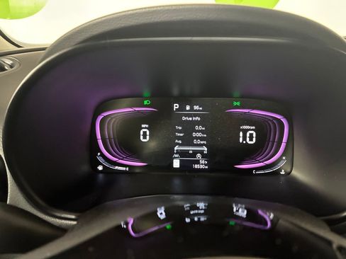 Used 2024 Kia Soul EX image 13