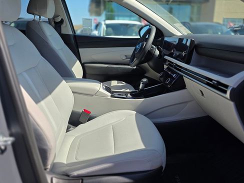 Certified 2025 Hyundai Tucson SEL AWD/4WD image 10