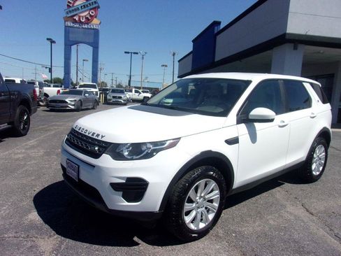 Used 2017 Land Rover Discovery Sport SE AWD/4WD image 2