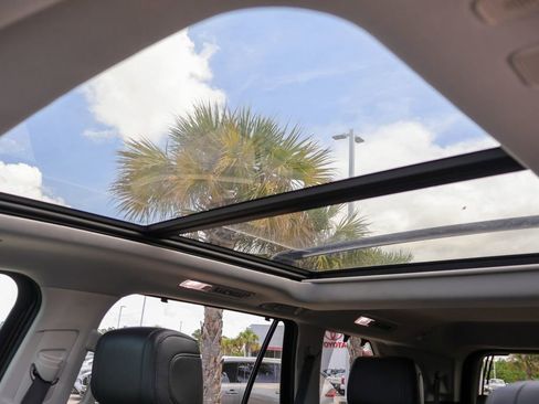 Used 2024 Toyota Sequoia Limited AWD/4WD image 13