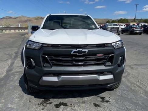 New 2026 Chevrolet Colorado Trail Boss AWD/4WD image 3