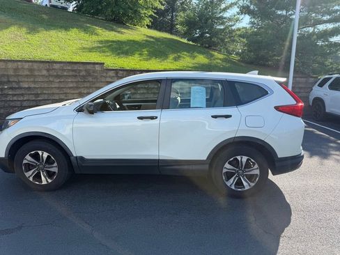 Used 2018 Honda CR-V LX image 7