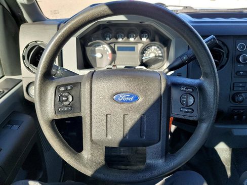 Used 2016 Ford F250 XL w/ Power Equipment Group image 38
