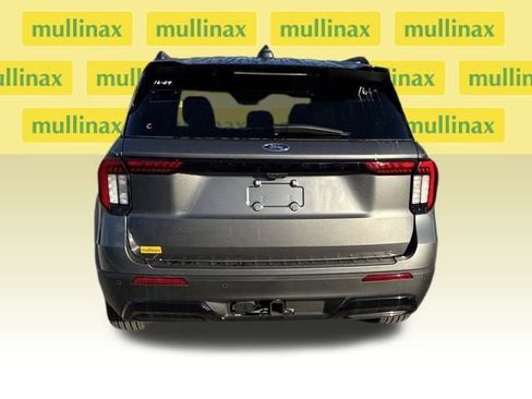 New 2025 Ford Explorer ST-Line w/ Premium Package image 18
