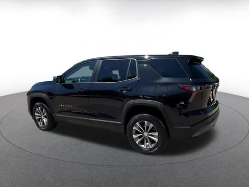Used 2025 Chevrolet Equinox LT FWD image 10