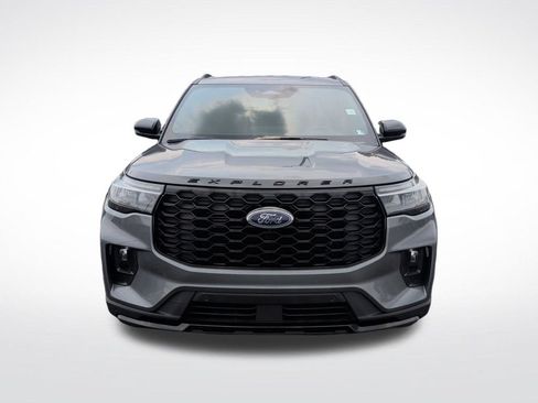 Certified 2025 Ford Explorer ST-Line w/ ST-Line Street Pack AWD/4WD image 11