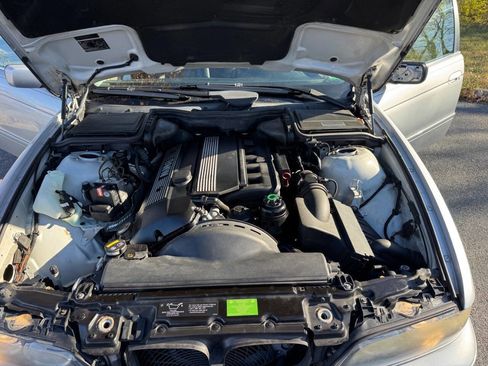 Used 2003 BMW 530i Sedan image 18