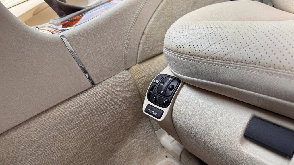 Used 2005 Mercedes-Benz E 320 CDI Sedan image 16