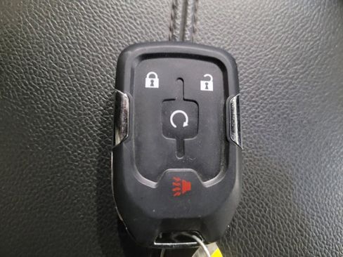 Used 2024 GMC Terrain SLE w/ Driver Convenience Package AWD/4WD image 32