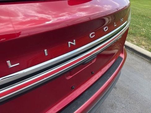 Used 2019 Lincoln Nautilus Select AWD/4WD image 48
