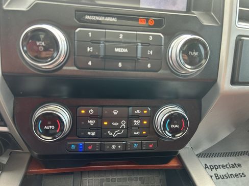 Used 2020 Ford F350 King Ranch w/ King Ranch Ultimate Package image 32