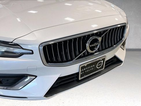 Used 2022 Volvo S60 B5 Inscription AWD/4WD image 34
