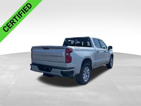 Used 2020 Chevrolet Silverado 1500 Custom w/ Custom Value Package AWD/4WD image 6
