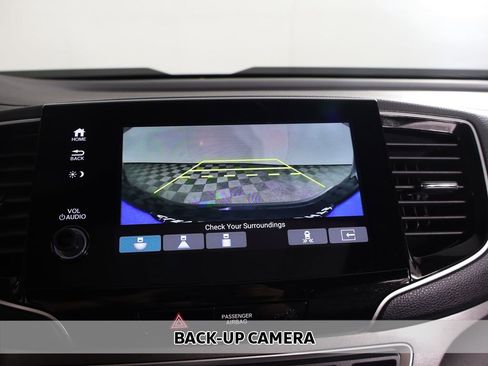 Used 2025 Honda Passport EX-L image 6