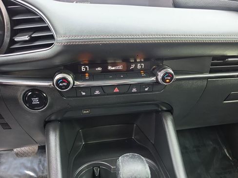 Used 2021 MAZDA MAZDA3 s image 16