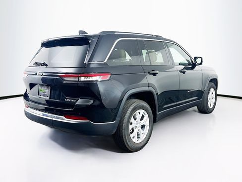 Used 2023 Jeep Grand Cherokee Limited AWD/4WD image 9