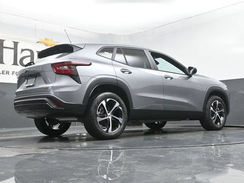 New 2026 Chevrolet Trax RS FWD image 11
