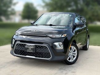 Used 2022 Kia Soul LX FWD video 1