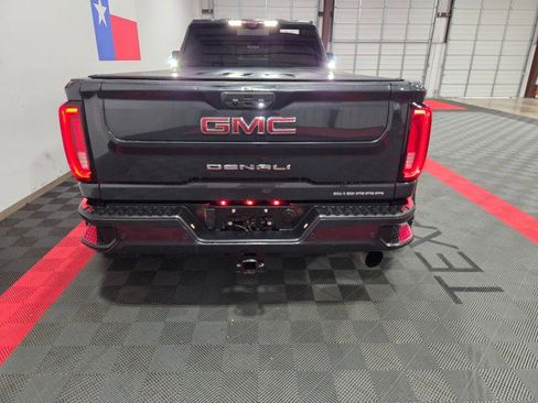 Used 2021 GMC Sierra 3500 Denali w/ Denali Ultimate Package image 27