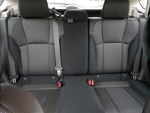 Used 2023 Subaru Crosstrek 2.0i AWD/4WD image 13