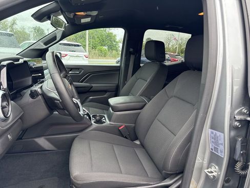 Used 2023 Chevrolet Colorado LT w/ LT Convenience Package AWD/4WD image 7