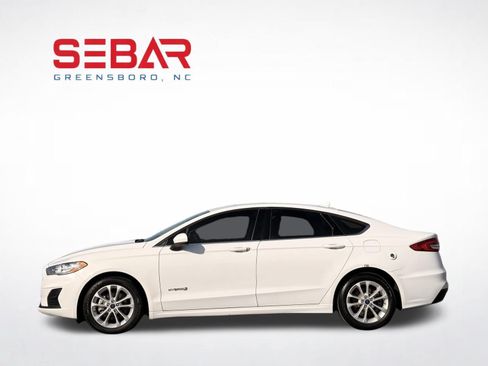 Used 2019 Ford Fusion SE FWD image 9