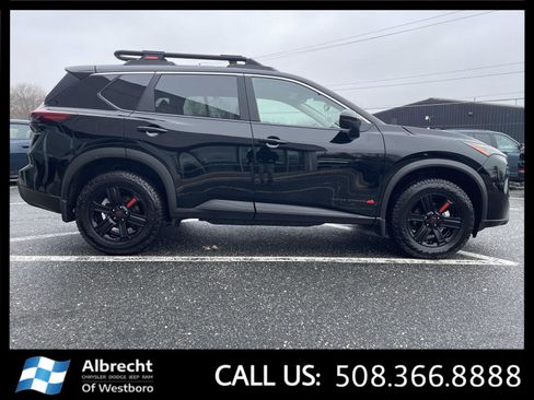 Used 2025 Nissan Rogue SV w/ Rock Creek Premium Package image 6